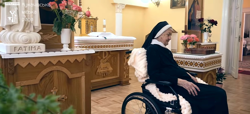 Історія 105-річної монахині з Мукачева (Відео)